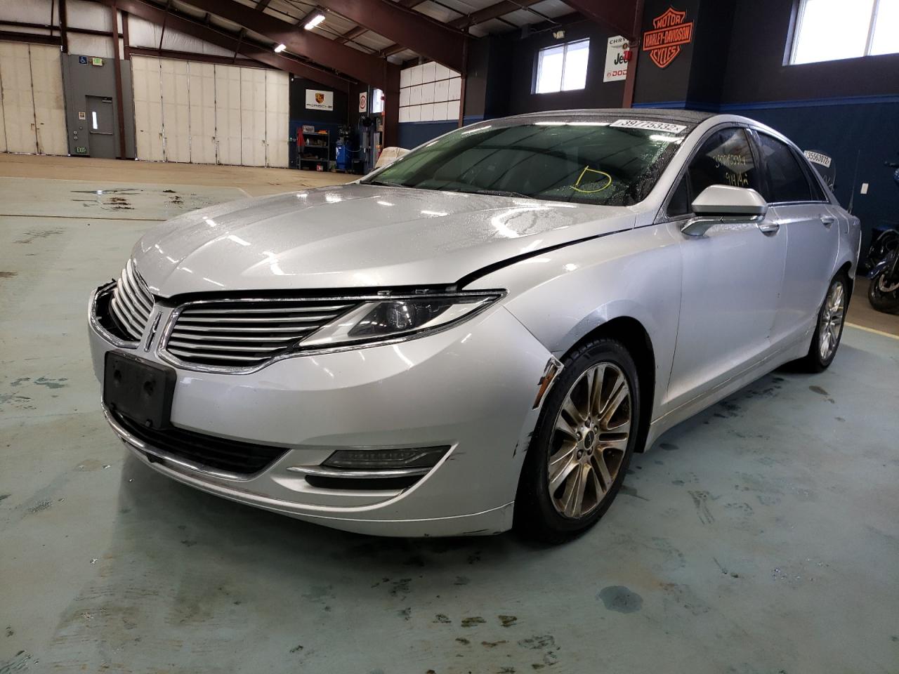 Photo 2 from auction – 2014 LINCOLN MKZ with VIN 3LN6L2JK0ER833040