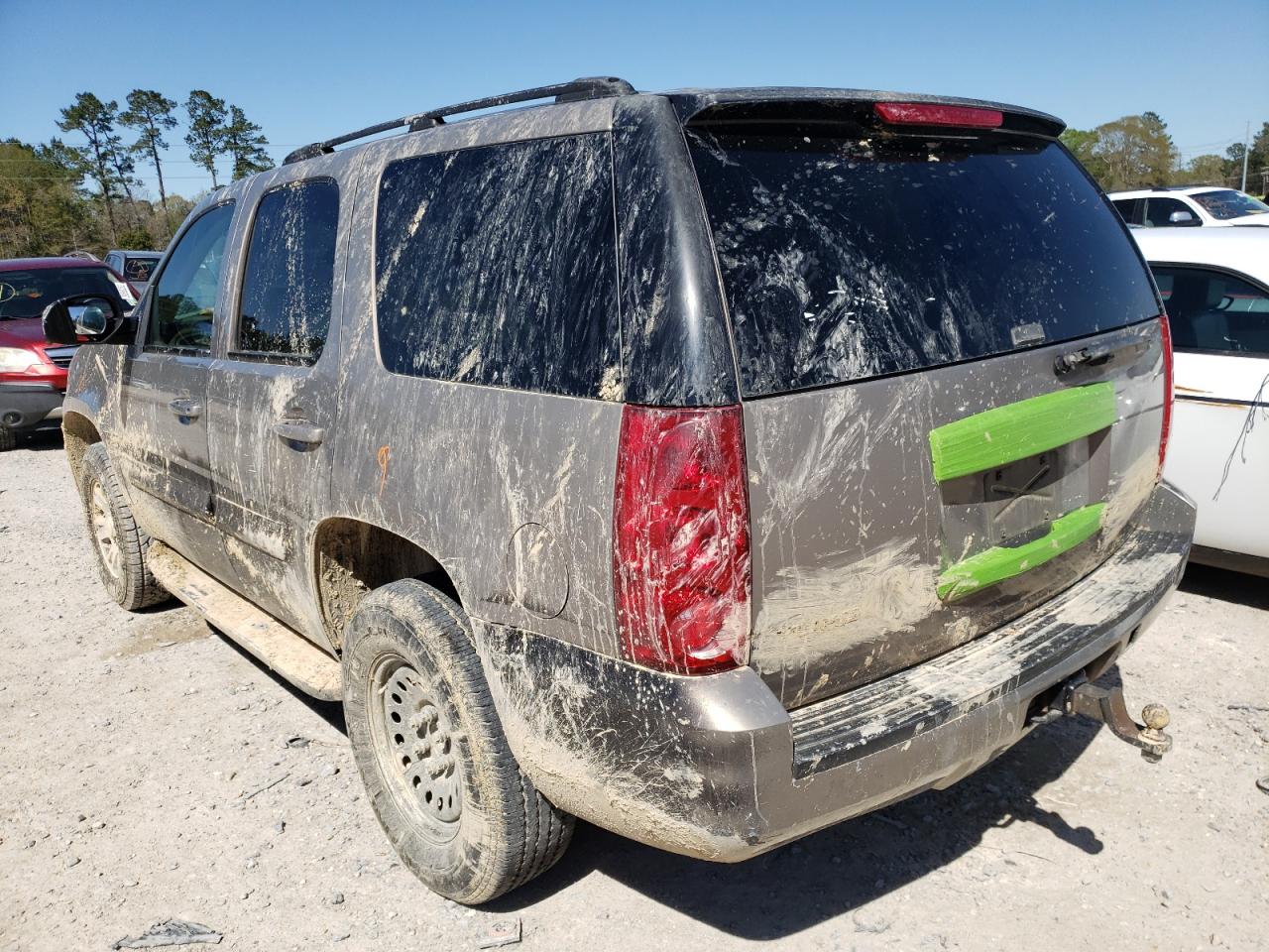 Photo 3 from auction – 2007 GMC YUKON with VIN 1GKFC13J97R146225
