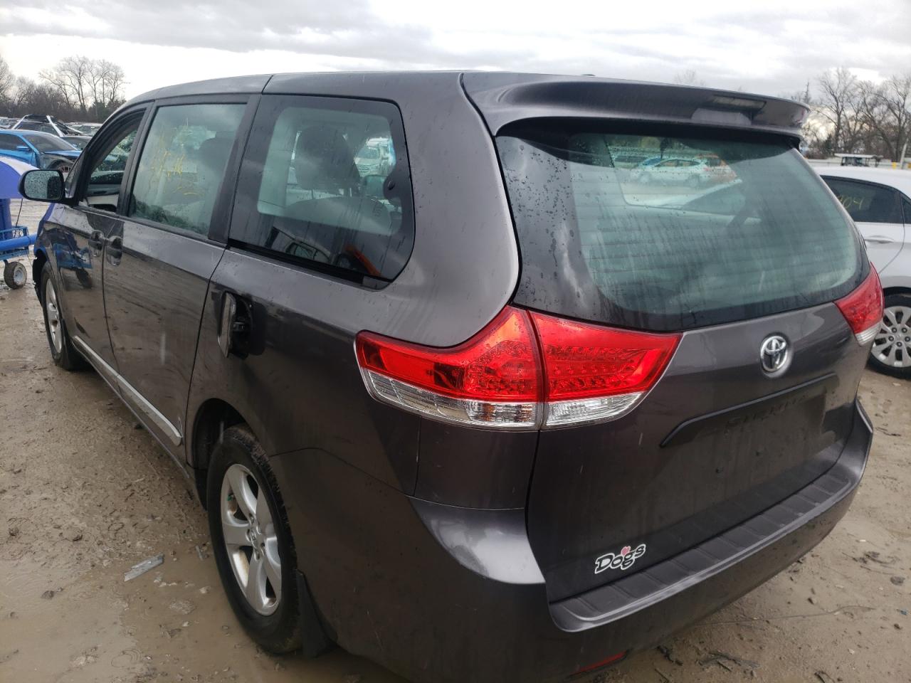 Photo 3 from auction – 2014 TOYOTA SIENNA with VIN 5TDZK3DC9ES435305