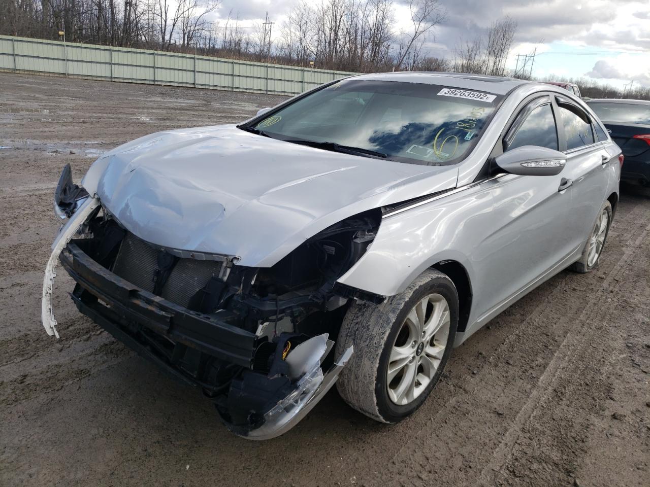 Photo 2 from auction – 2011 HYUNDAI SONATA SE with VIN 5NPEC4AC9BH023991