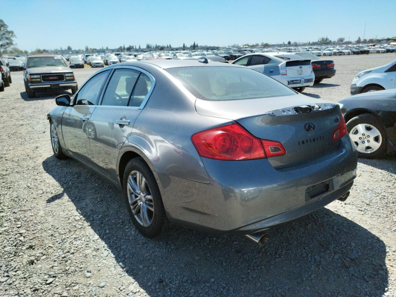Photo 3 from auction – 2011 INFINITI G37 BASE with VIN JN1CV6APXBM502929