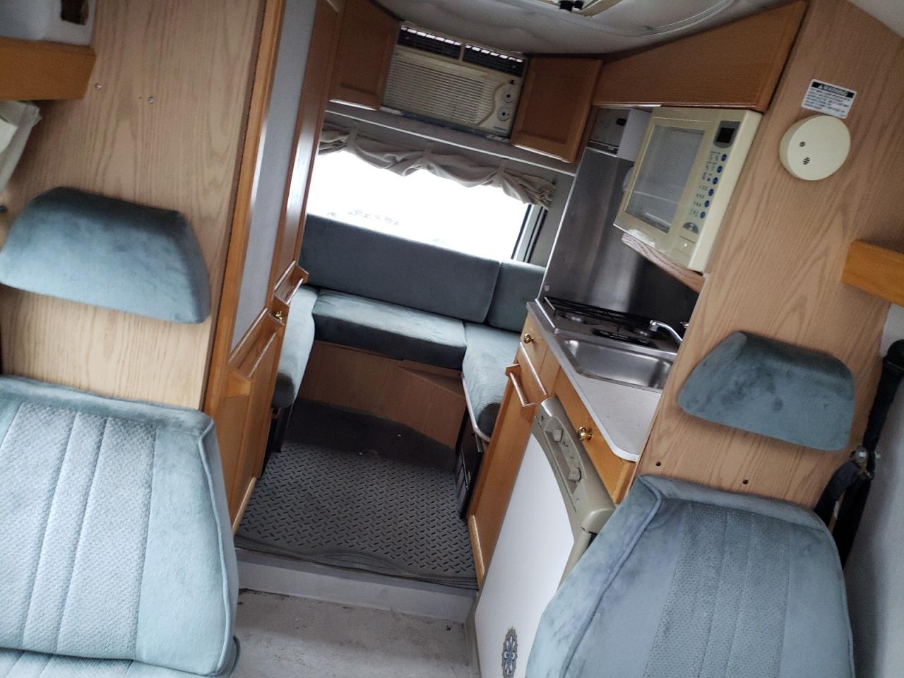 Photo 6 from auction – 2003 DODGE RAM VAN B3 with VIN 2D6WB31Y03K515653
