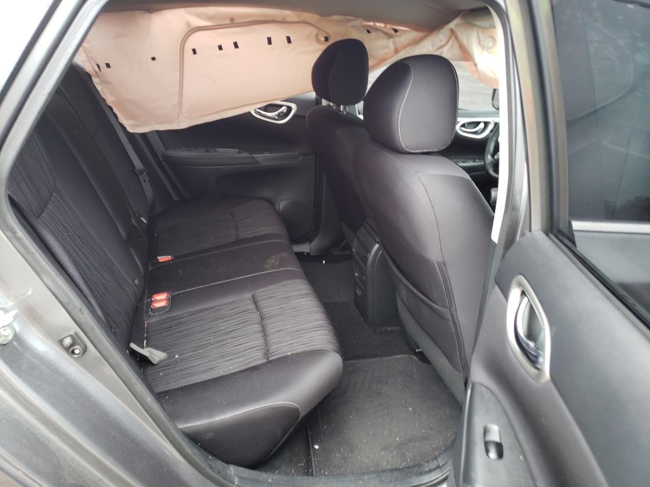 Photo 6 from auction – 2019 NISSAN SENTRA S with VIN 3N1AB7AP1KY226854