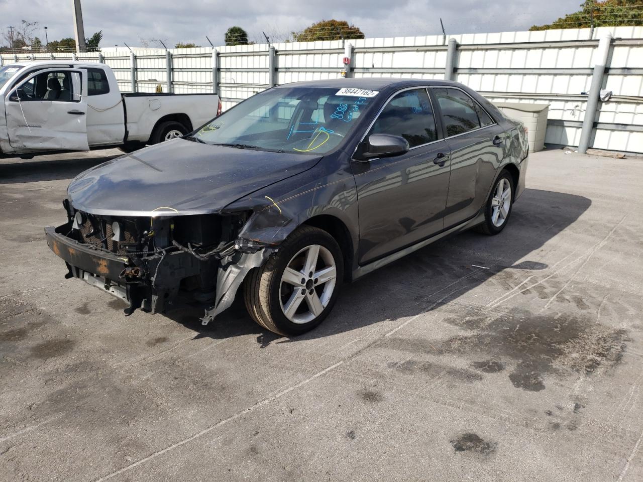 Photo 2 from auction – 2012 TOYOTA CAMRY BASE with VIN 4T1BF1FK7CU169513