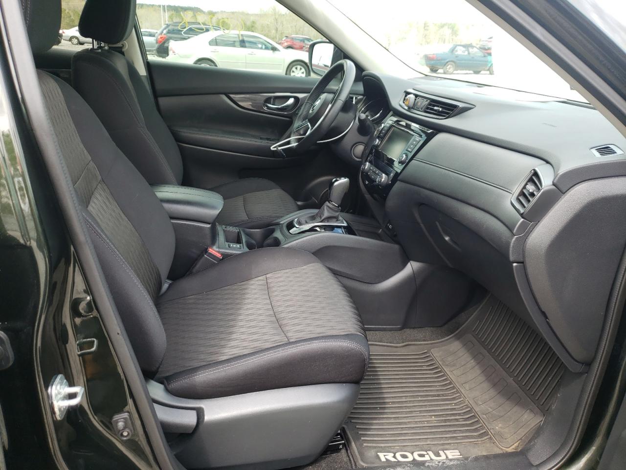 Photo 5 from auction – 2018 NISSAN ROGUE S with VIN 5N1AT2MT6JC807016