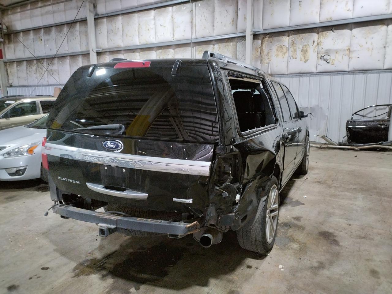 Photo 4 from auction – 2017 FORD EXPEDITION with VIN 1FMJK1MT7HEA41633