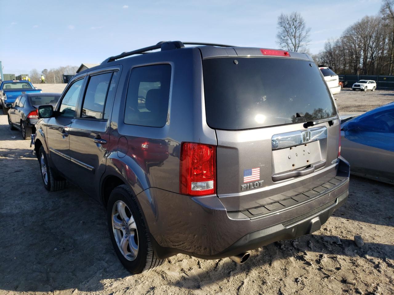 Photo 3 from auction – 2014 HONDA PILOT EX with VIN 5FNYF4H40EB014473