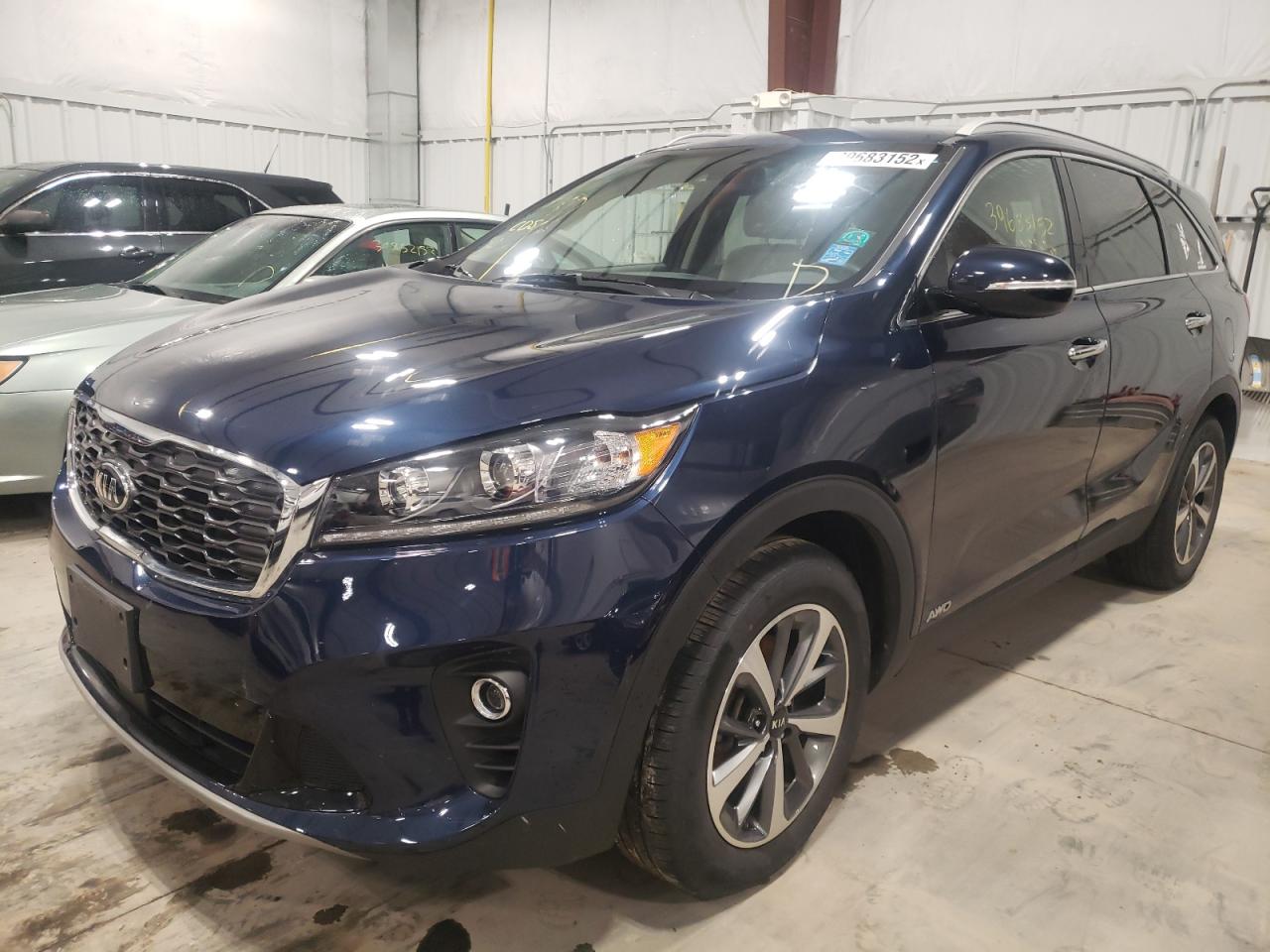 Photo 2 from auction – 2019 KIA SORENTO EX with VIN 5XYPHDA50KG471412