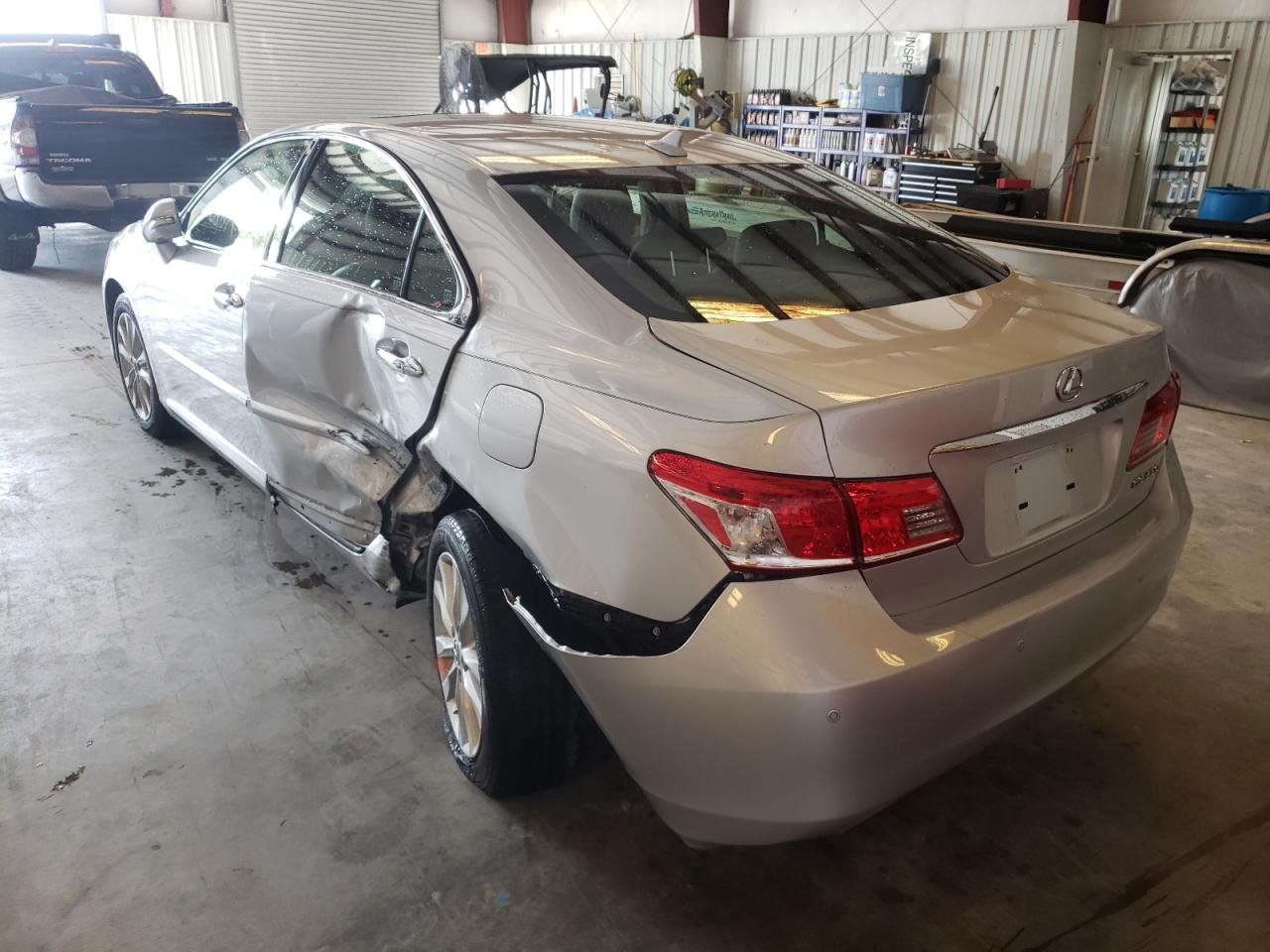 Photo 3 from auction – 2012 LEXUS ES 350 with VIN JTHBK1EG0C2495774