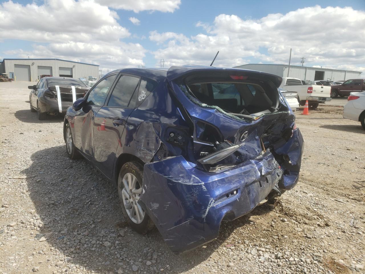 Photo 3 from auction – 2012 MAZDA 3 I with VIN JM1BL1L71C1578380