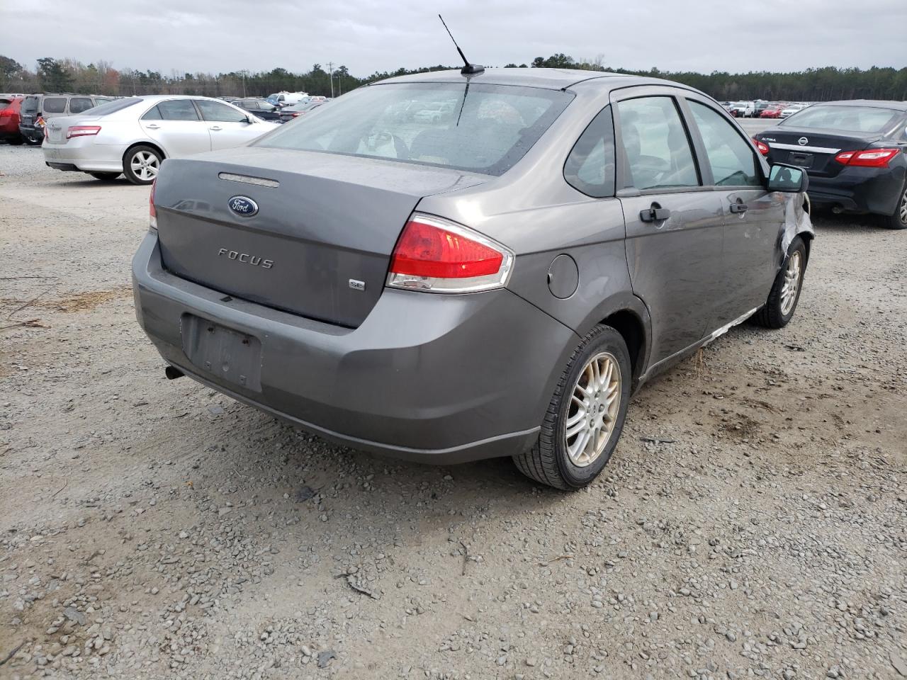 Photo 4 from auction – 2010 FORD FOCUS SE with VIN 1FAHP3FNXAW174116