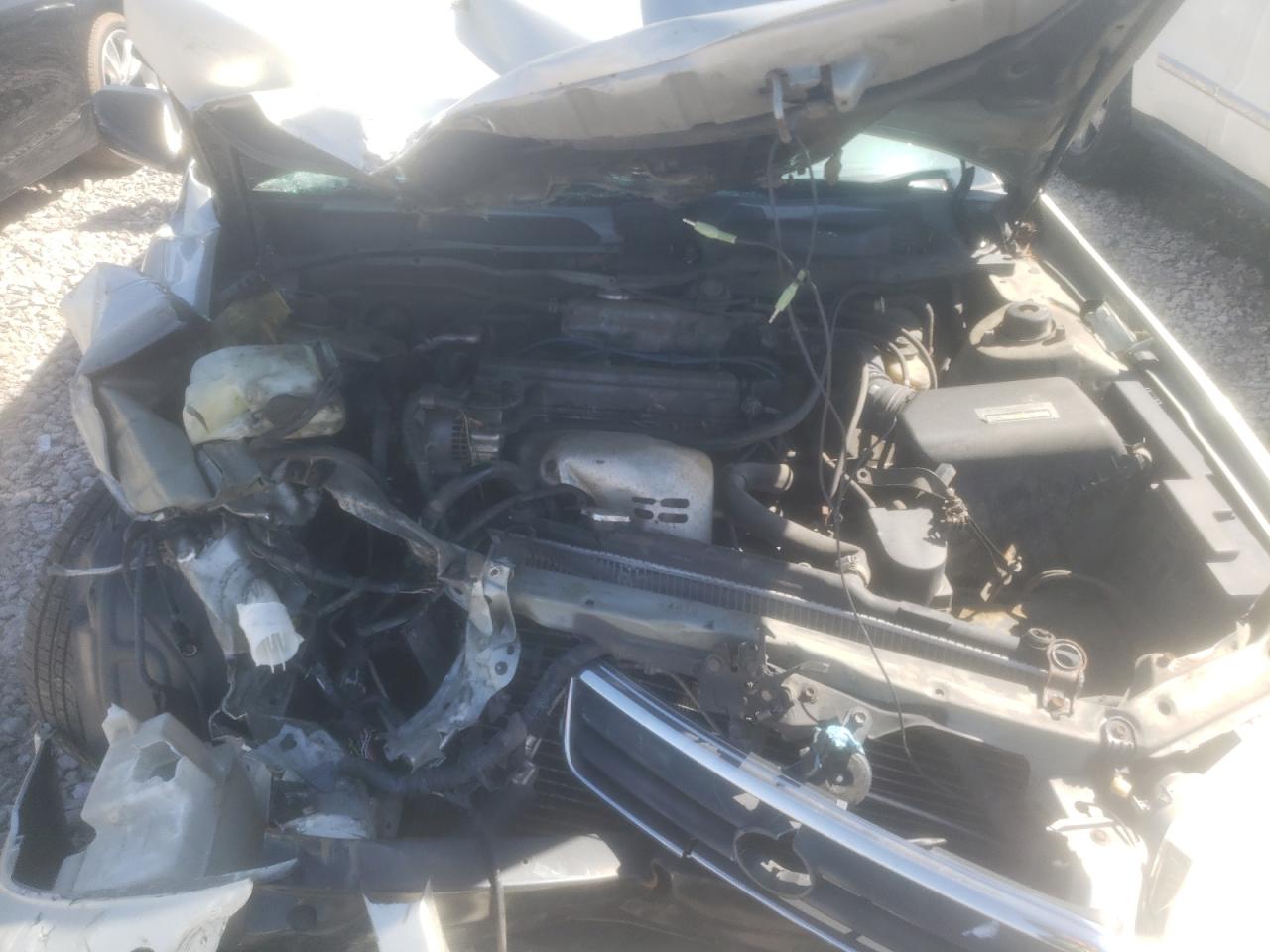 Photo 7 from auction – 2000 TOYOTA CAMRY CE with VIN 4T1BG22K9YU004627