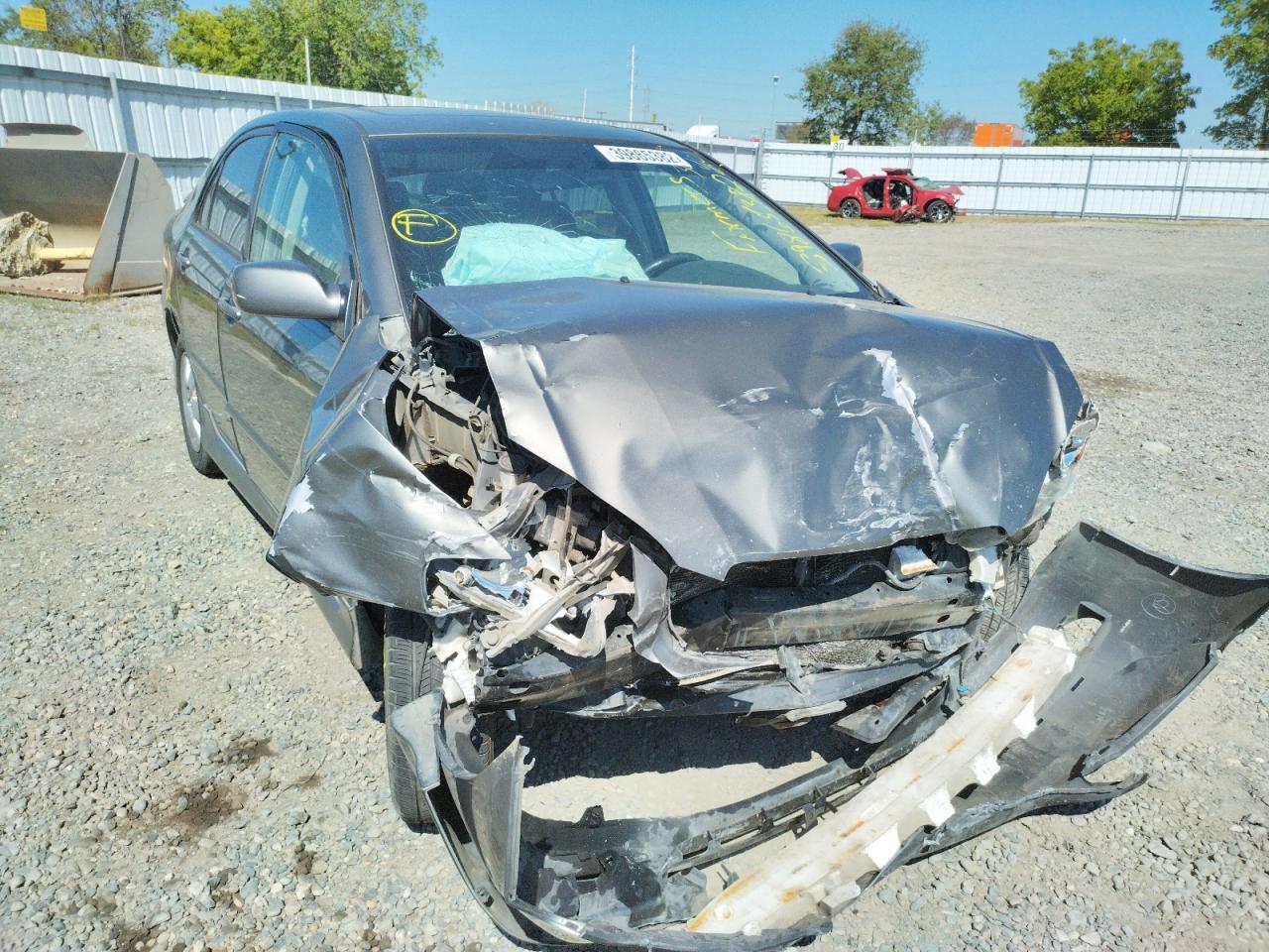 Photo 9 from auction – 2005 TOYOTA COROLLA CE with VIN 2T1BR32E05C553088