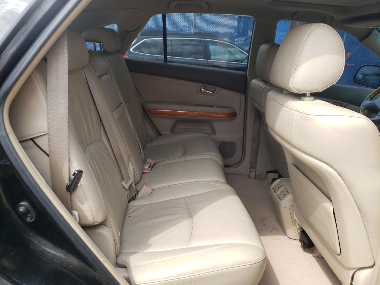 Photo 6 from auction – 2006 LEXUS RX 330 with VIN 2T2GA31U06C051104
