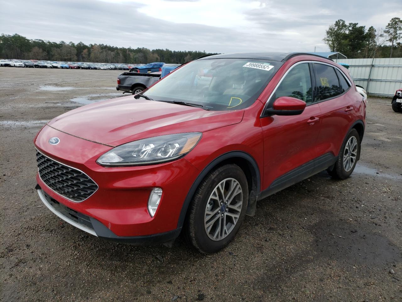 Photo 2 from auction – 2020 FORD ESCAPE SEL with VIN 1FMCU0H6XLUA22073