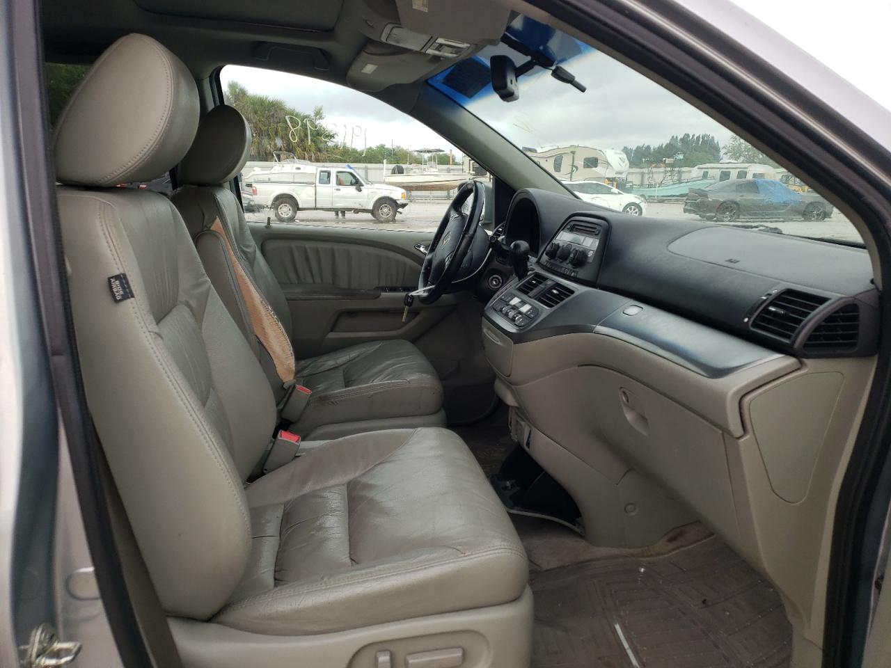 Photo 5 from auction – 2009 HONDA ODYSSEY EX with VIN 5FNRL38679B042446