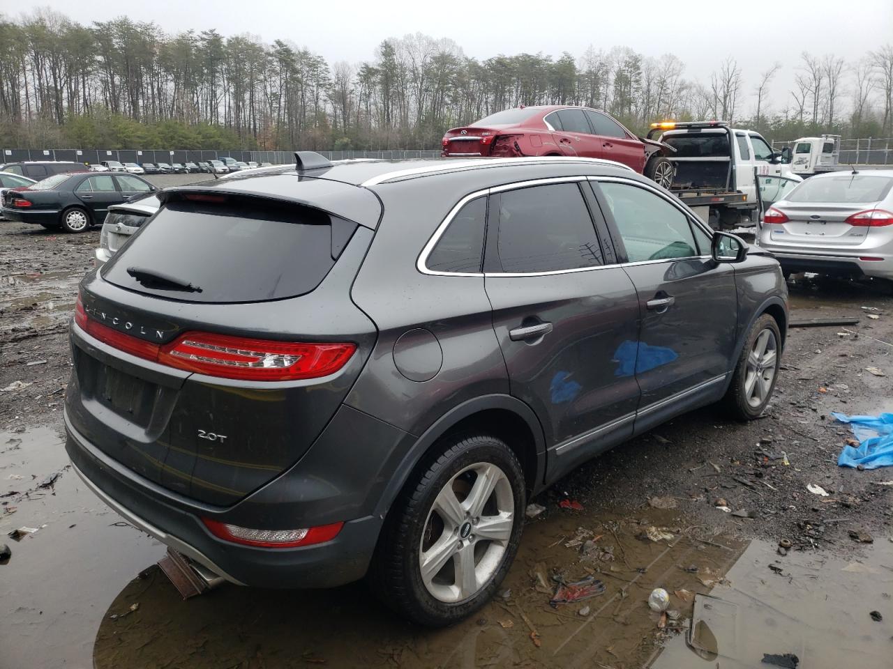 Photo 4 from auction – 2017 LINCOLN MKC PREMIE with VIN 5LMCJ1C91HUL50213