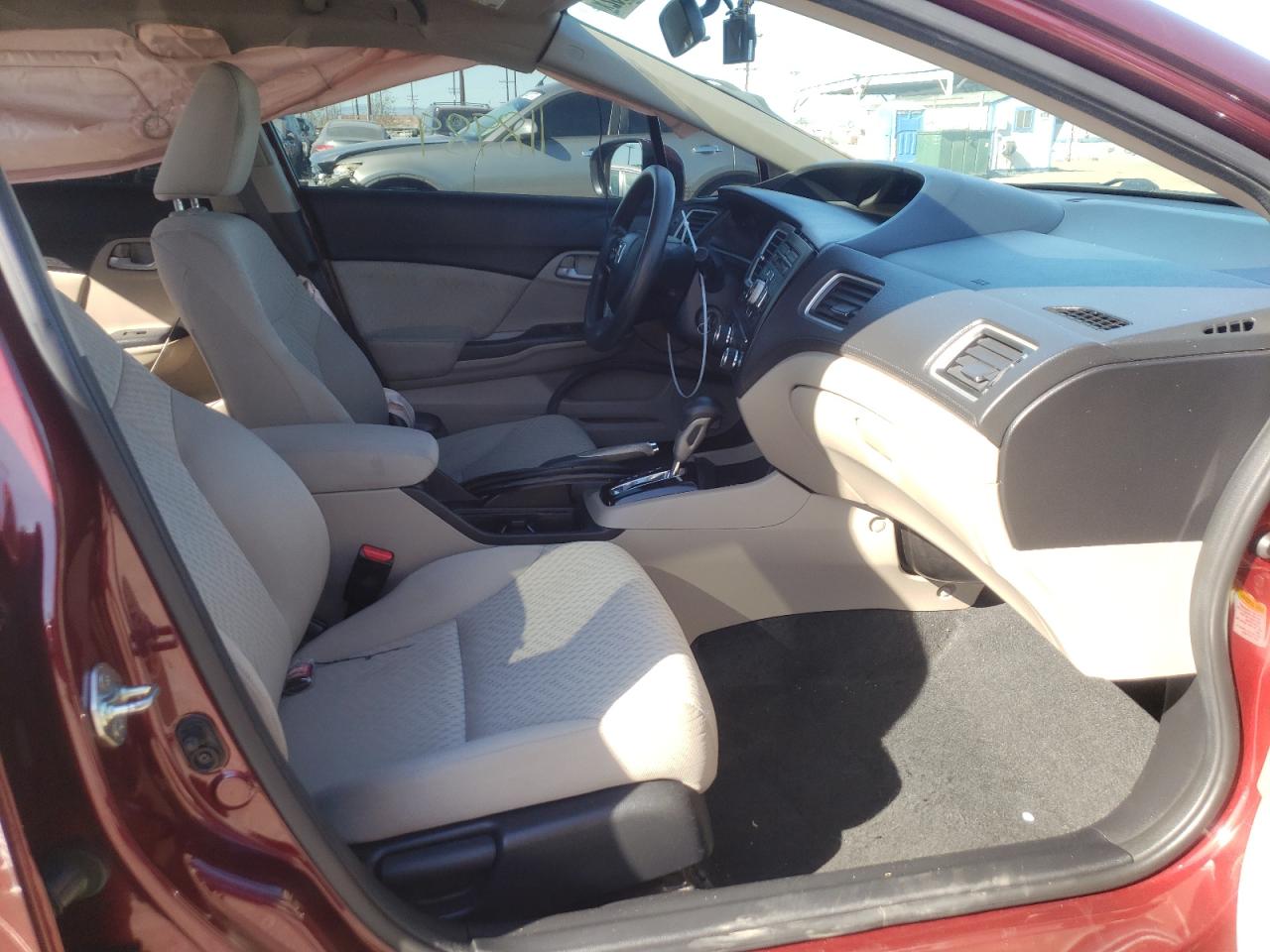 Photo 5 from auction – 2014 HONDA CIVIC LX with VIN 2HGFB2F50EH504619