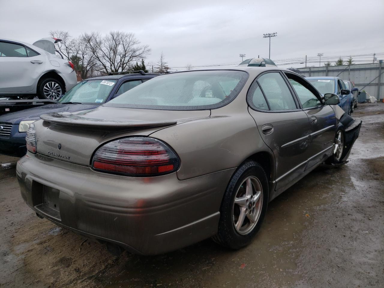 Photo 4 from auction – 2002 PONTIAC GRAND PRIX with VIN 1G2WP52K92F149982