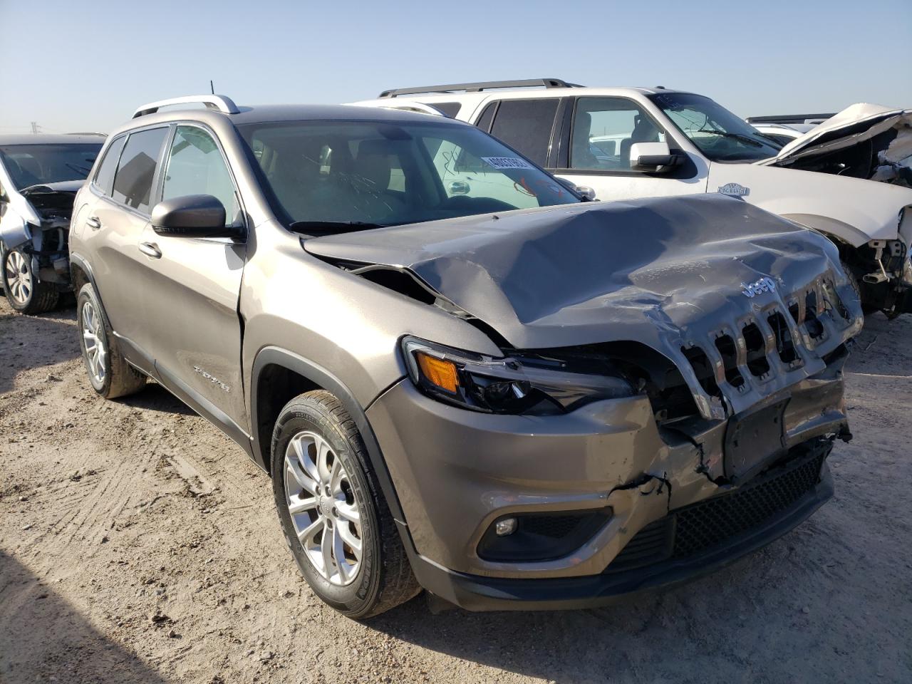 Photo 1 from auction – 2019 JEEP CHEROKEE L with VIN 1C4PJLCB9KD339782