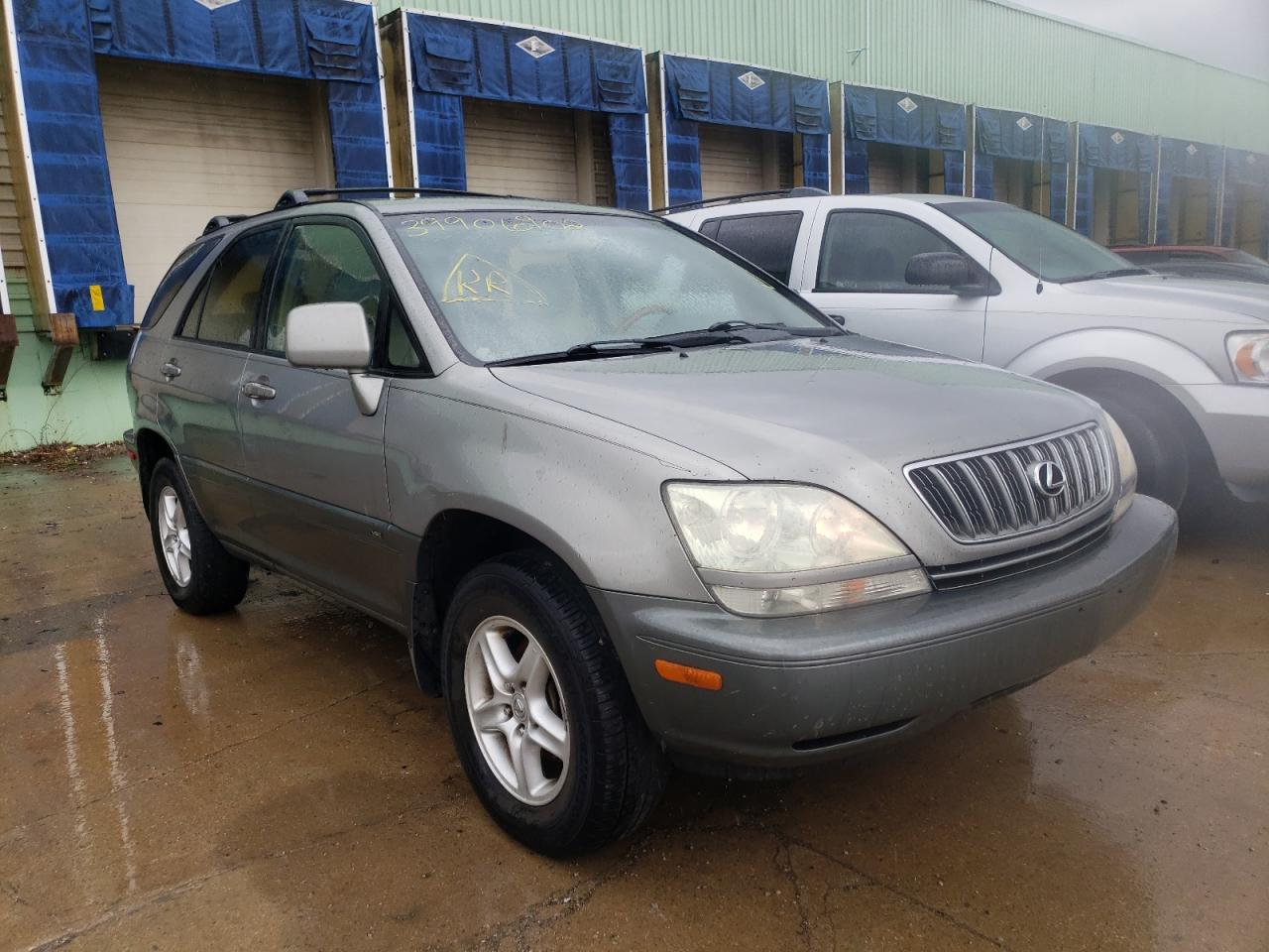 LEXUS RX 300 2003 with VIN JTJHF10U330306170 - Photo from auction