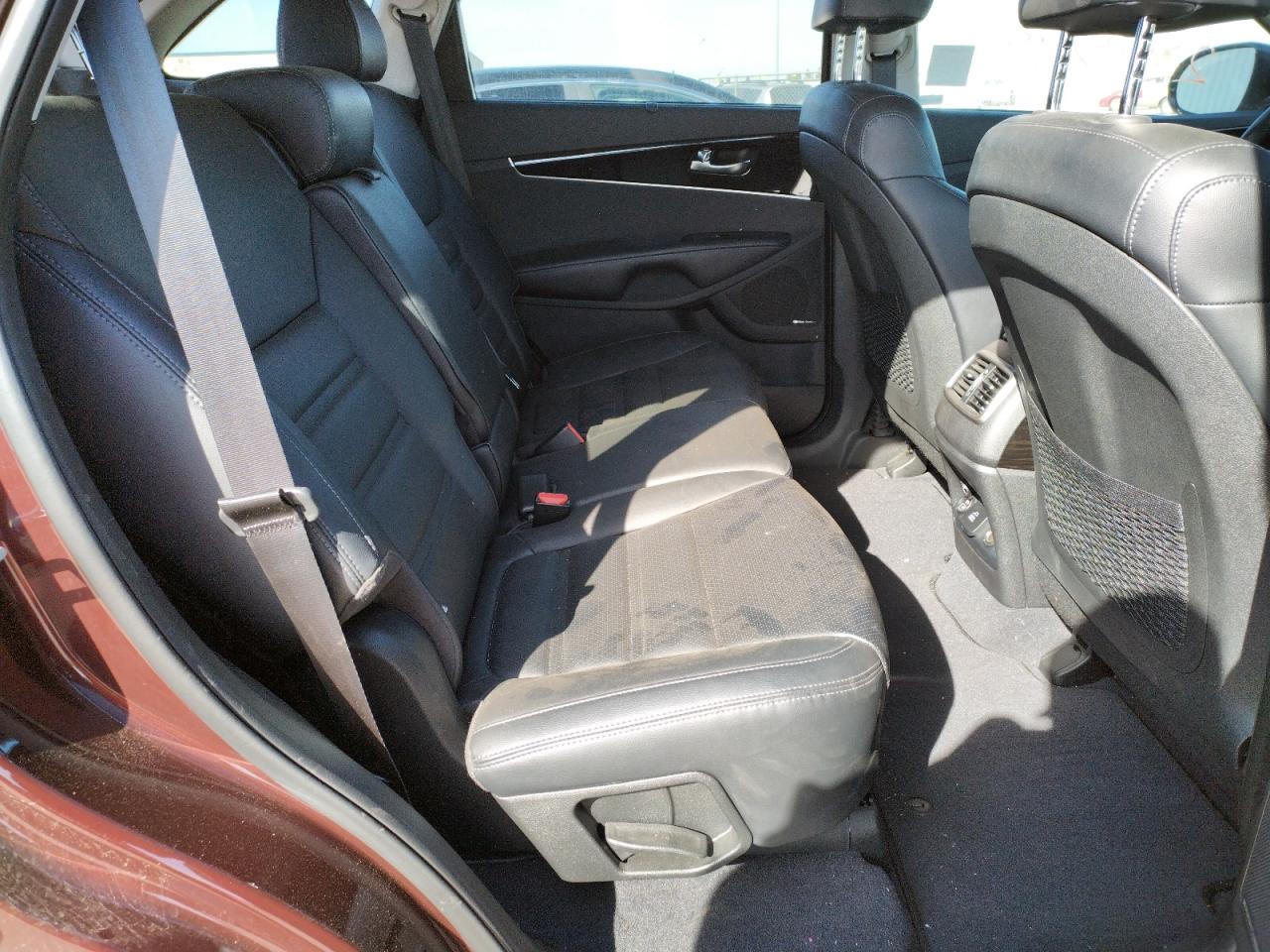Photo 6 from auction – 2019 KIA SORENTO EX with VIN 5XYPH4A54KG475463