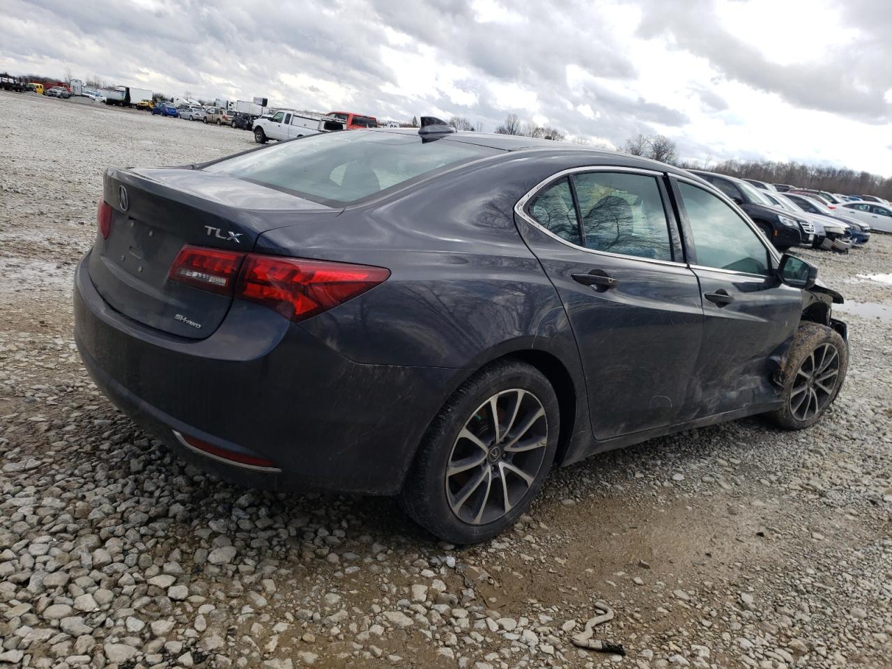 Photo 4 from auction – 2015 ACURA TLX TECH with VIN 19UUB3F50FA004196