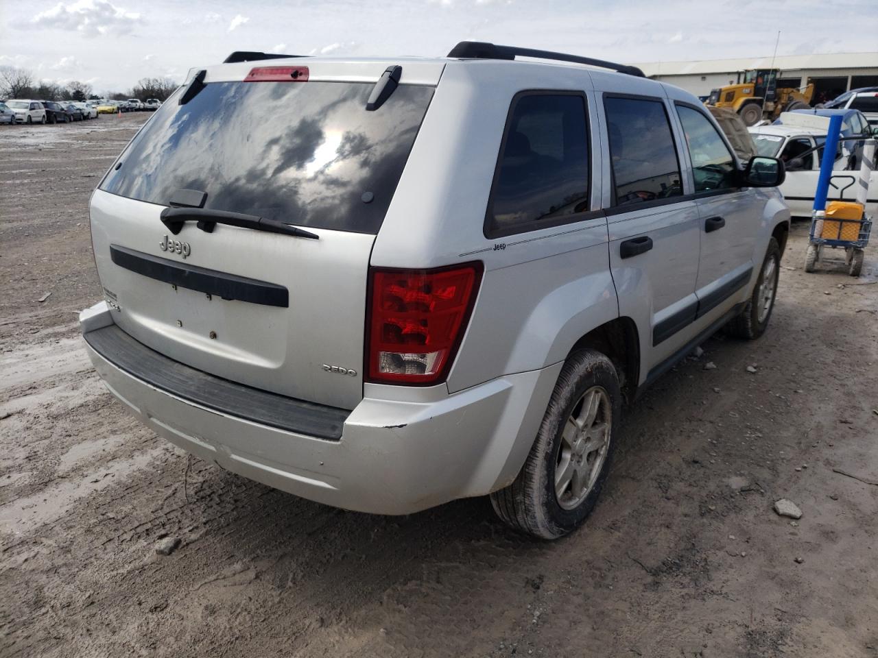 Photo 4 from auction – 2005 JEEP GRAND CHER with VIN 1J4GR48K35C710656