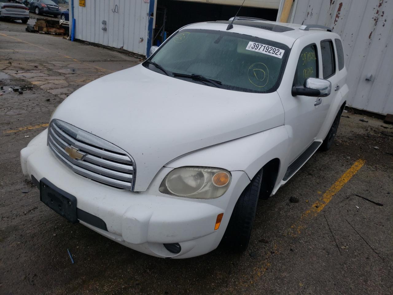 Photo 2 from auction – 2011 CHEVROLET HHR LT with VIN 3GNBABFW1BS657387