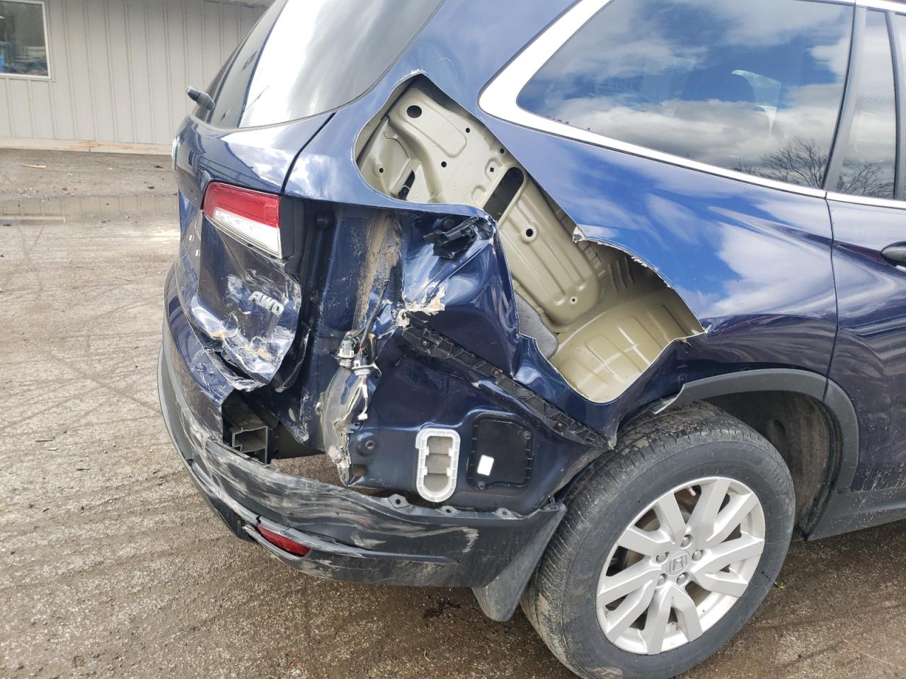 Photo 9 from auction – 2019 HONDA PILOT LX with VIN 5FNYF6H15KB090185