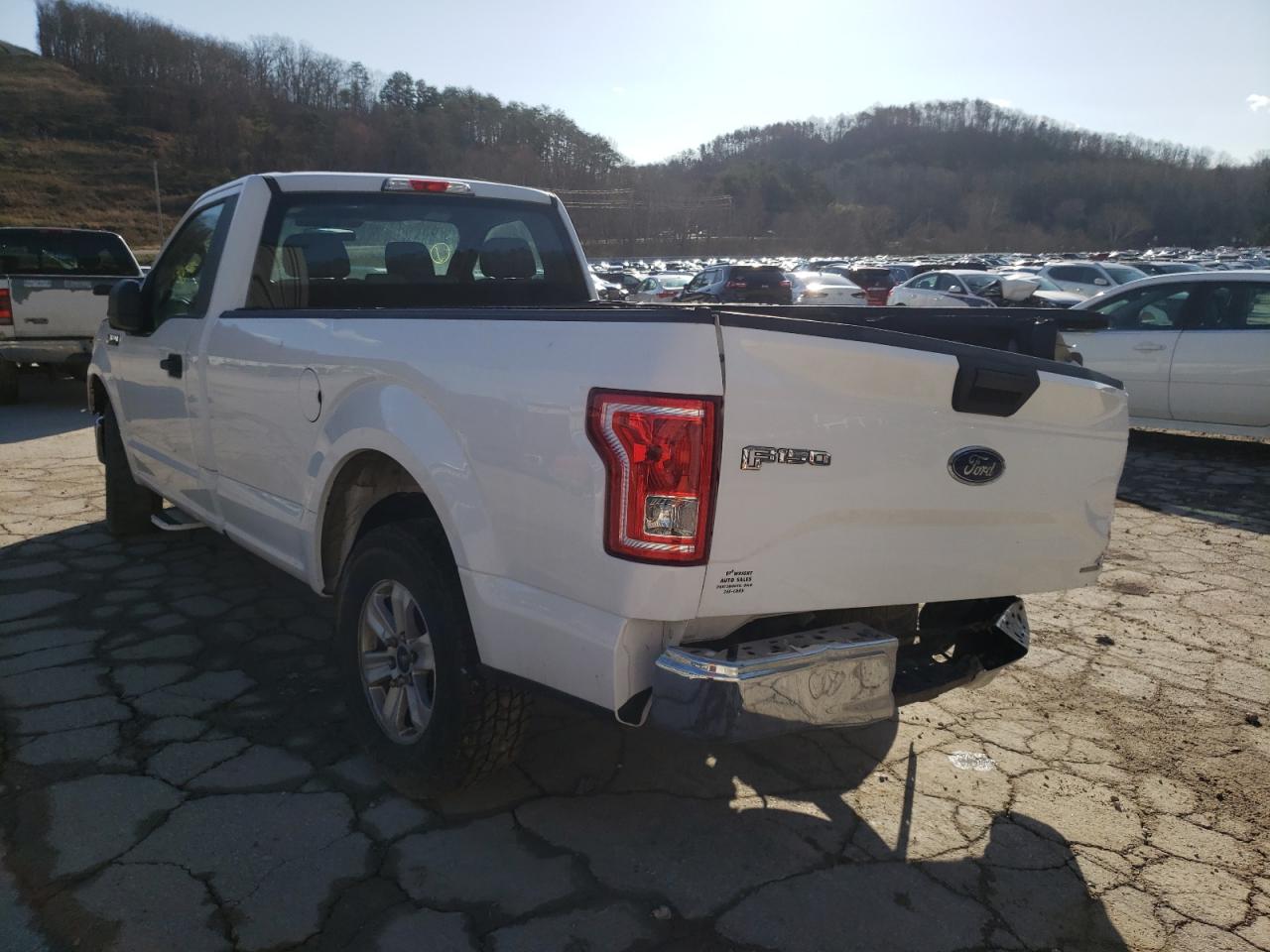 Photo 3 from auction – 2015 FORD F150 with VIN 1FTMF1C89FKD62624
