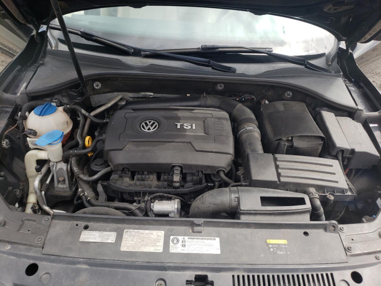 Photo 7 from auction – 2015 VOLKSWAGEN PASSAT S with VIN 1VWAT7A35FC024778