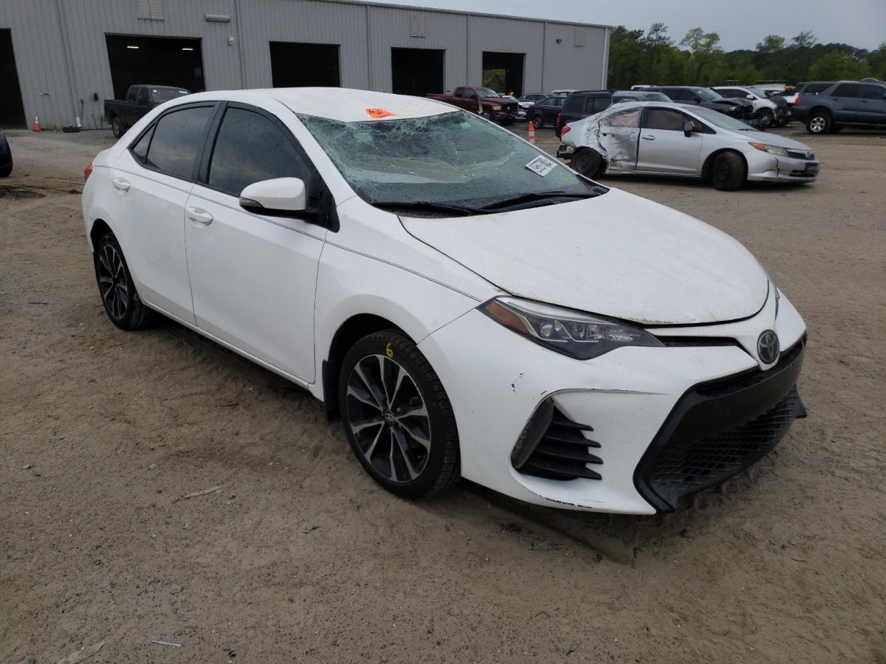 TOYOTA COROLLA L 2017 with VIN 2T1BURHE7HC765371 - Photo from auction
