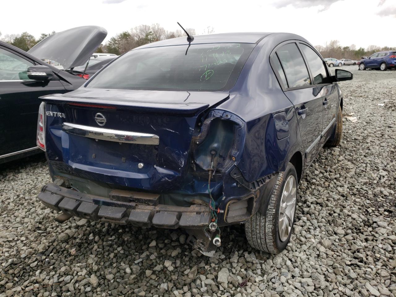 Zdjęcie 4 z aukcji – 2012 NISSAN SENTRA 2.0 z VIN 3N1AB6AP1CL771025