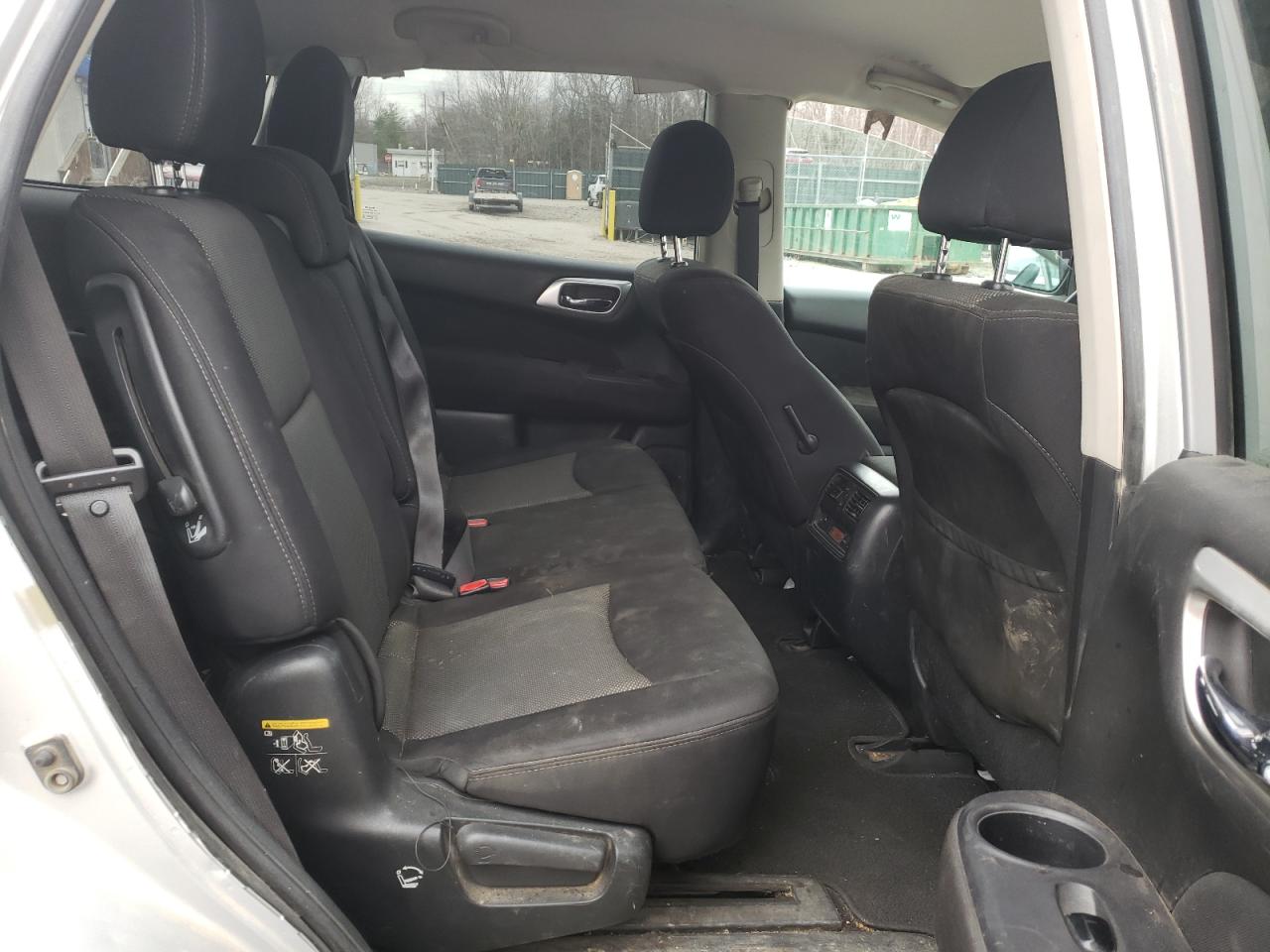 Photo 6 from auction – 2017 NISSAN PATHFINDER with VIN 5N1DR2MM6HC648626