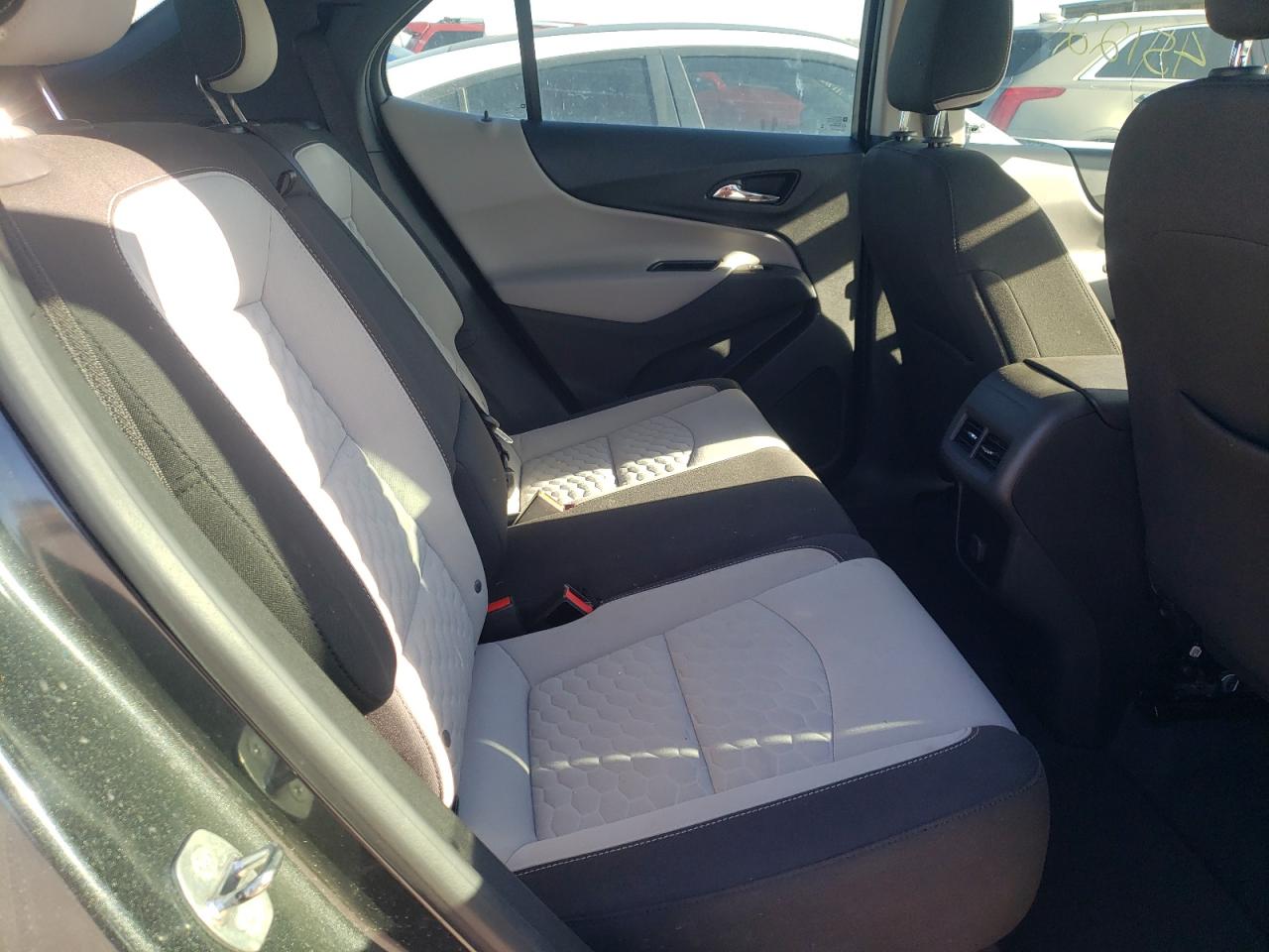 Foto 6 de la subasta – 2018 CHEVROLET EQUINOX LS con VIN 2GNAXHEV2J6289627