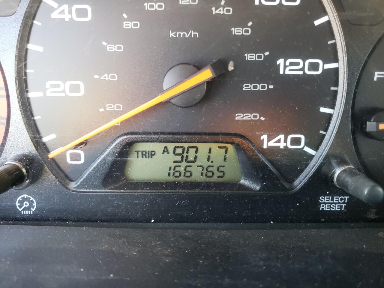 Photo 8 from auction – 2004 HONDA ODYSSEY EX with VIN 5FNRL18984B127626