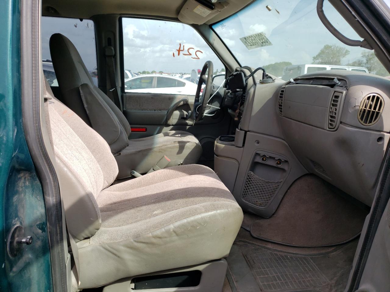 Photo 5 from auction – 2003 CHEVROLET ASTRO with VIN 1GNDM19X33B127305