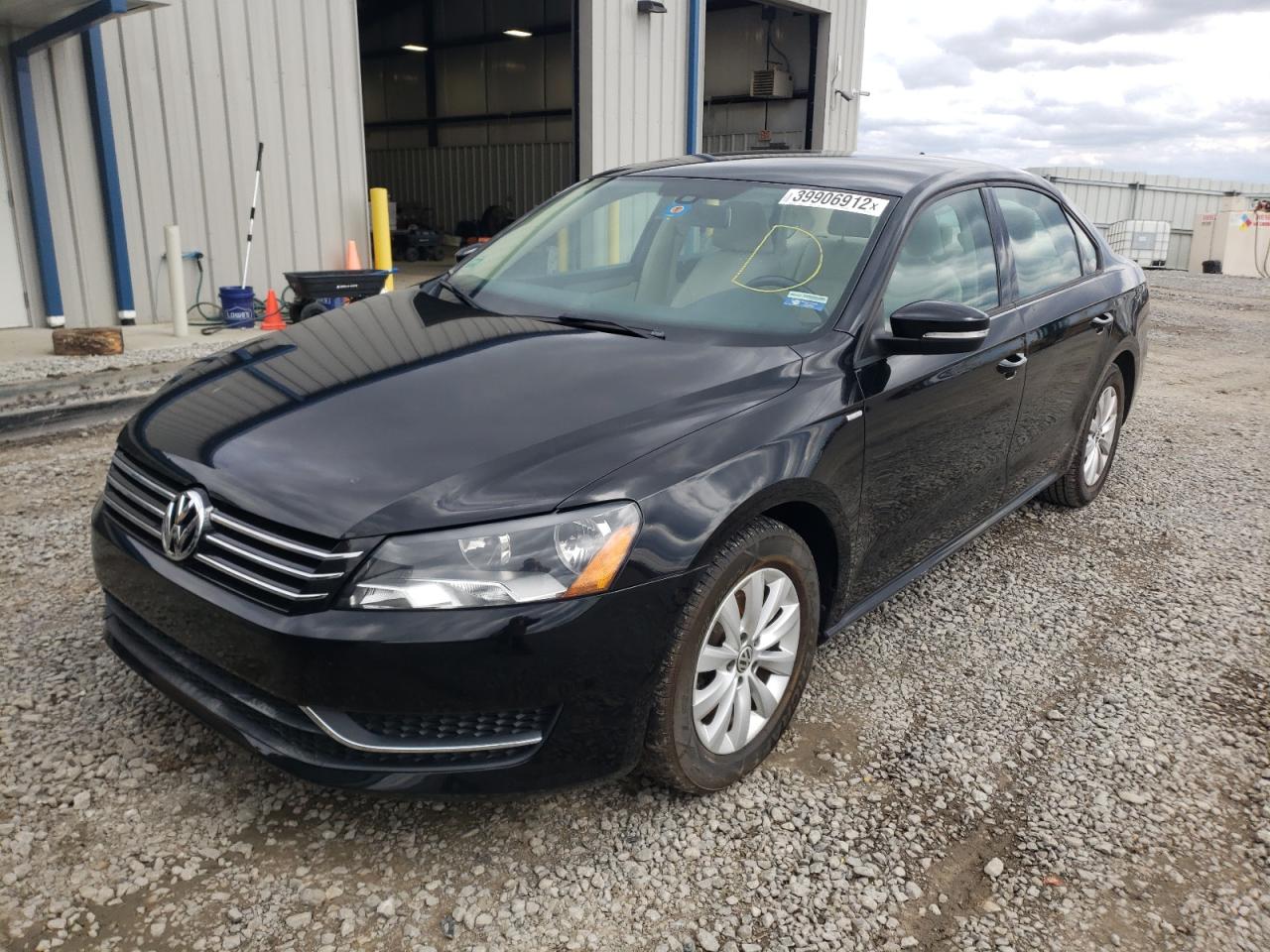 Photo 2 from auction – 2015 VOLKSWAGEN PASSAT S with VIN 1VWAT7A35FC024778