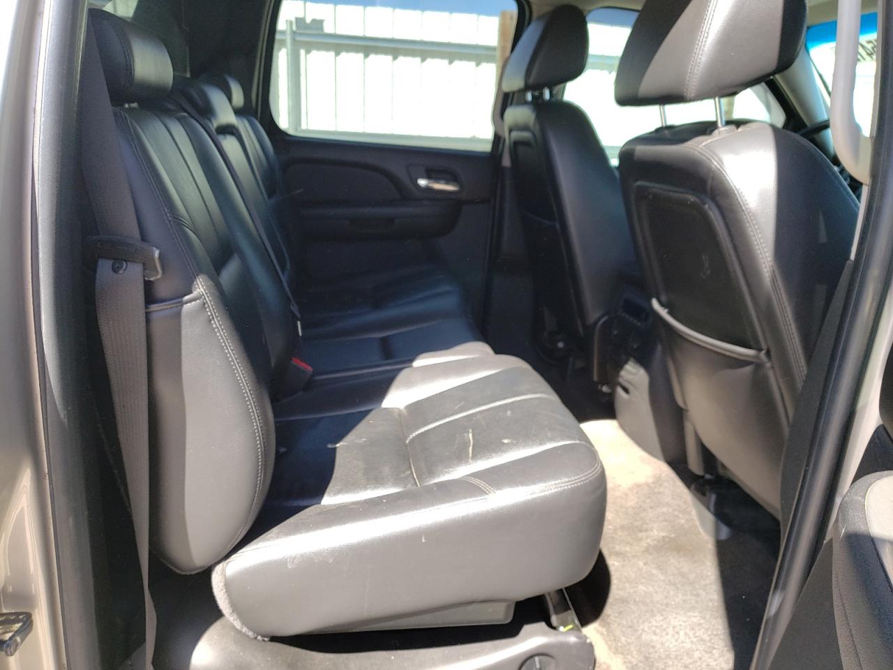 Photo 6 from auction – 2009 CHEVROLET AVALANCHE with VIN 3GNFK22049G202465