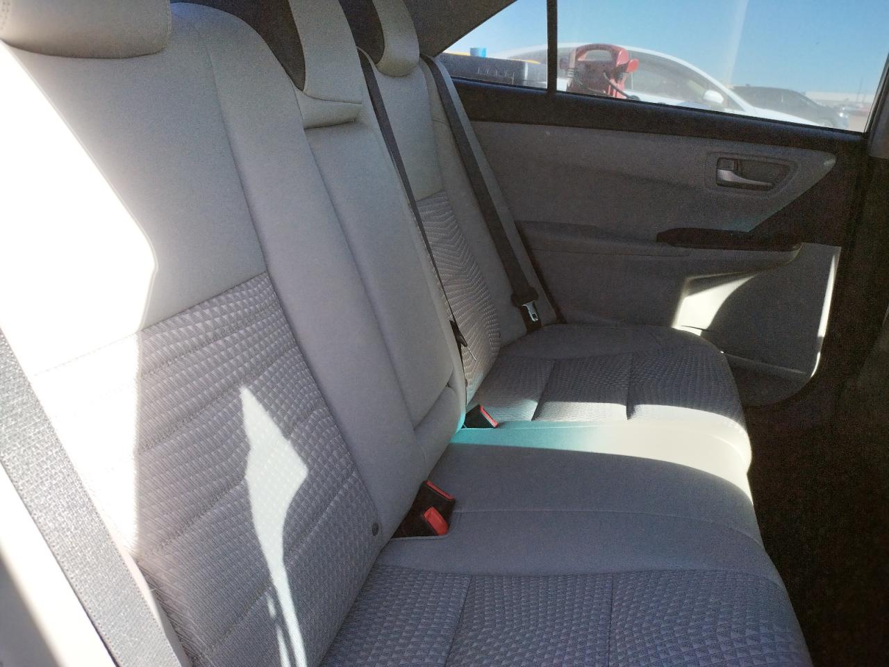 Photo 6 from auction – 2015 TOYOTA CAMRY LE with VIN 4T1BF1FKXFU043294
