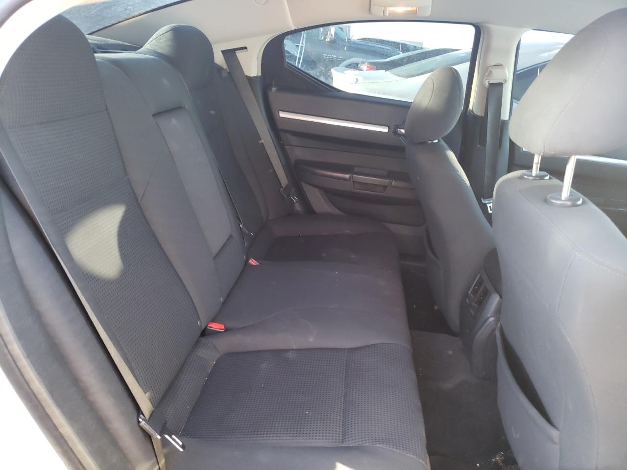 Photo 6 from auction – 2010 DODGE CHARGER SX with VIN 2B3CA3CV1AH226260