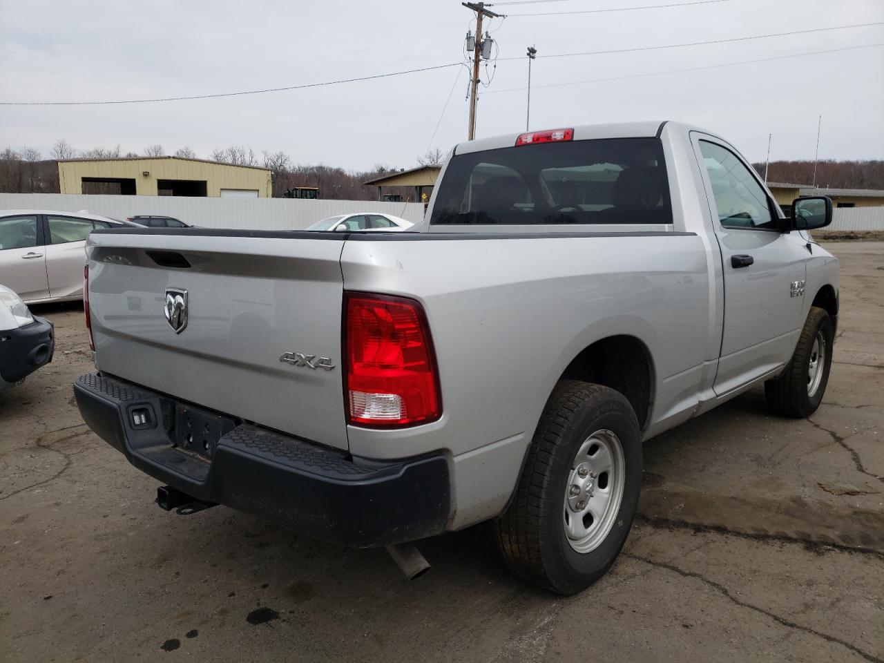 Photo 4 from auction – 2017 RAM 1500 ST with VIN 3C6JR7AG5HG622753