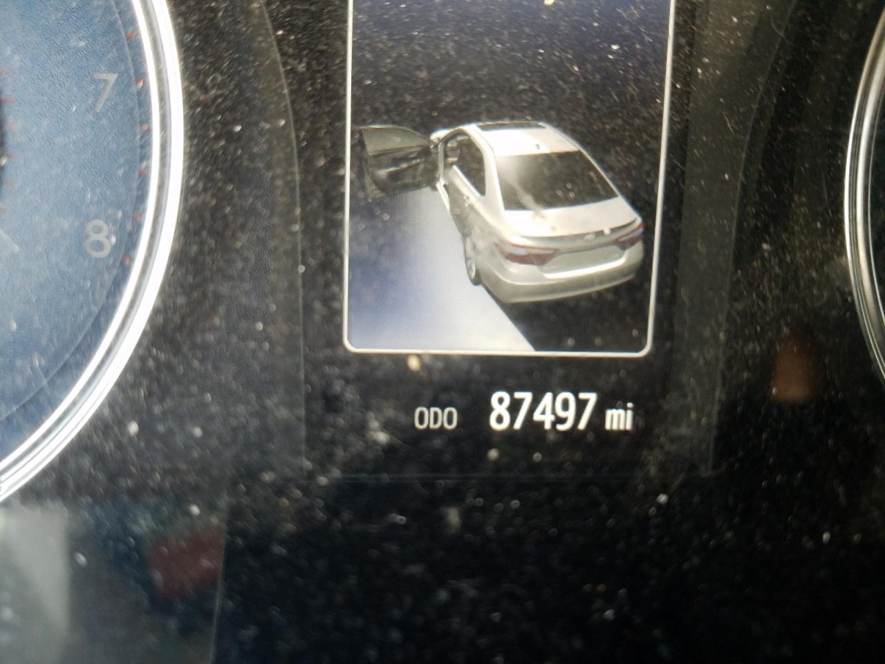 Photo 8 from auction – 2017 TOYOTA CAMRY LE with VIN 4T1BF1FK8HU665511