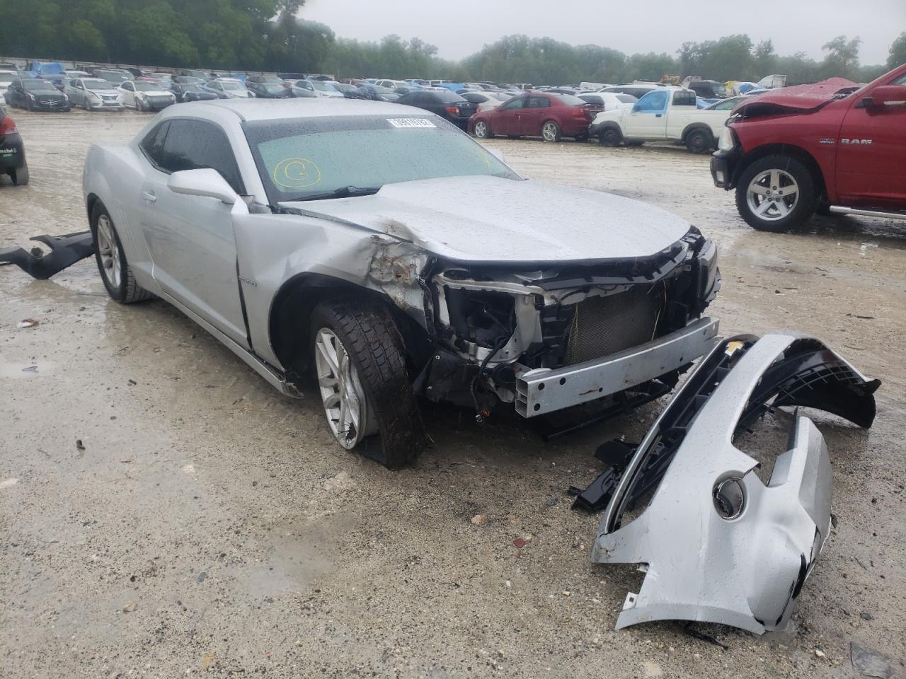CHEVROLET CAMARO LS 2014 with VIN 2G1FA1E33E9239385 - Photo from auction