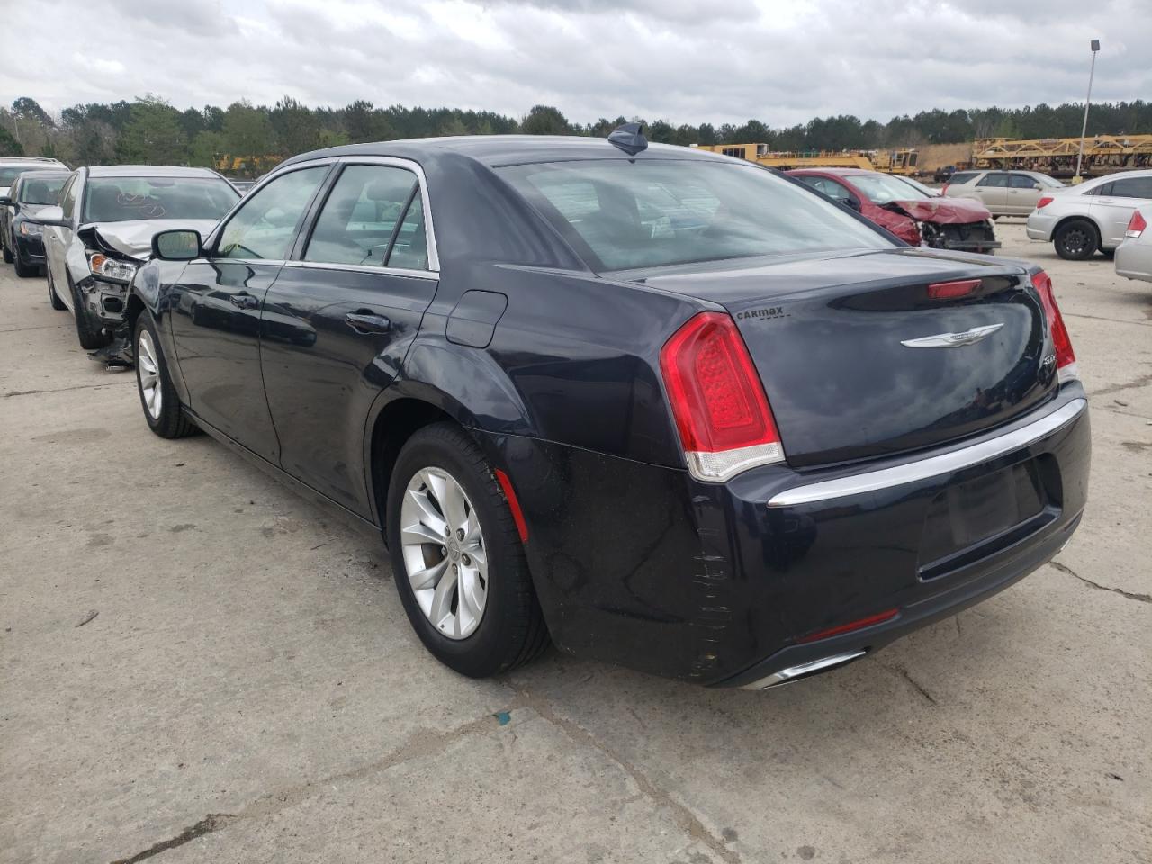 Photo 3 from auction – 2016 CHRYSLER 300 LIMITE with VIN 2C3CCAAG3GH189534