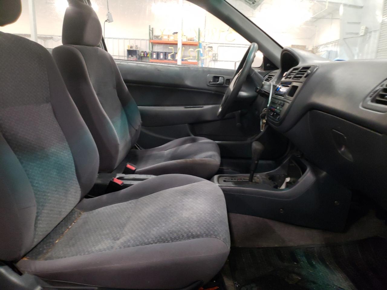 Photo 5 from auction – 1998 HONDA CIVIC with VIN 1HGEJ6227WL037477