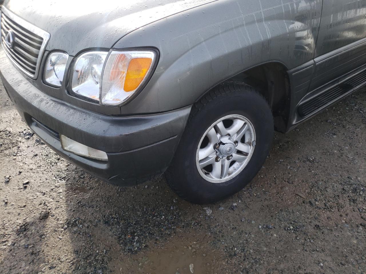 Photo 9 from auction – 1999 LEXUS LX 470 with VIN JT6HT00W2X0056103