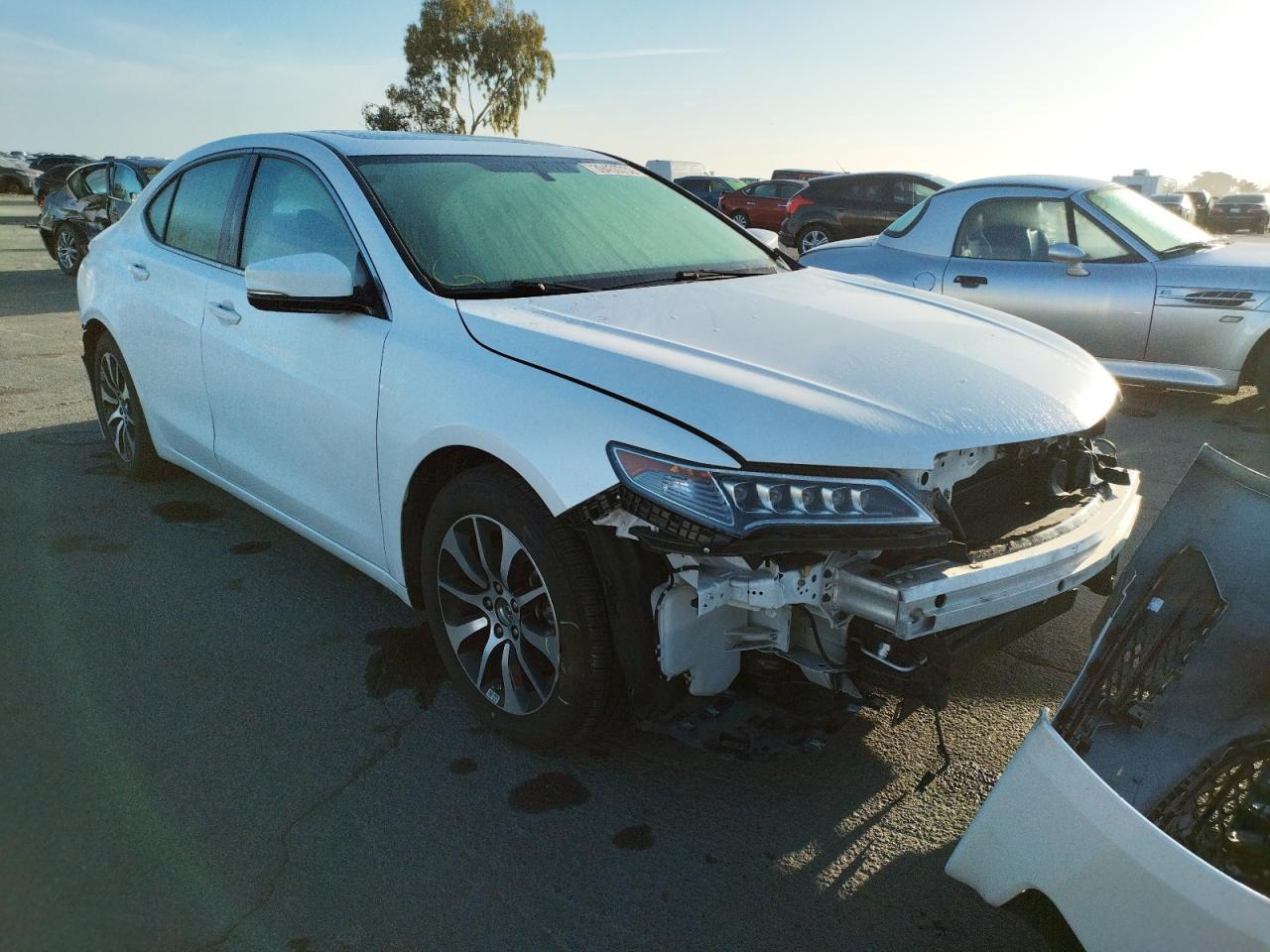 Photo 1 from auction – 2017 ACURA TLX with VIN 19UUB1F33HA002125