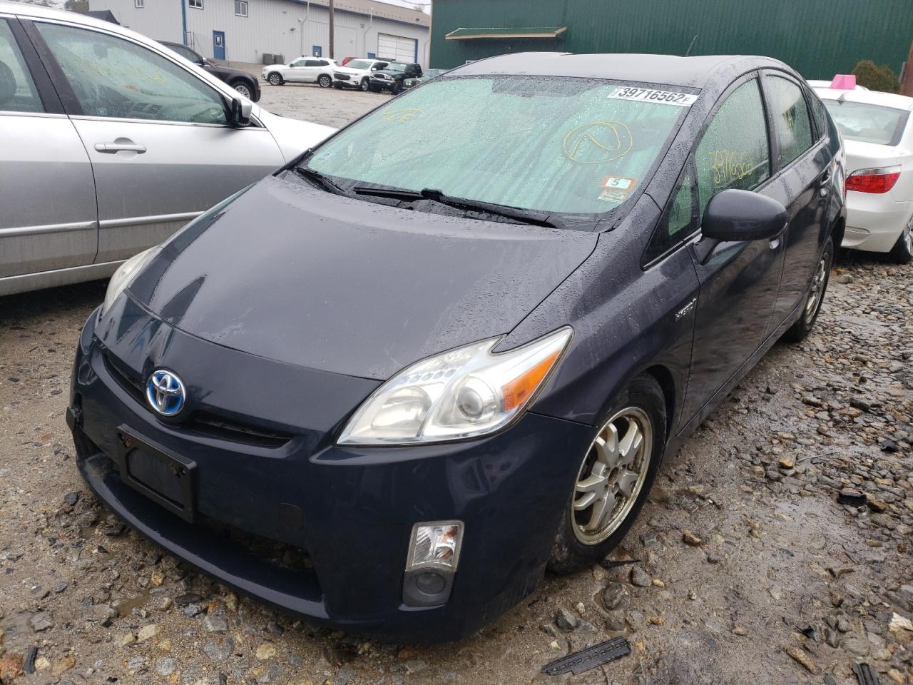 Photo 2 from auction – 2011 TOYOTA PRIUS with VIN JTDKN3DU1B0323226